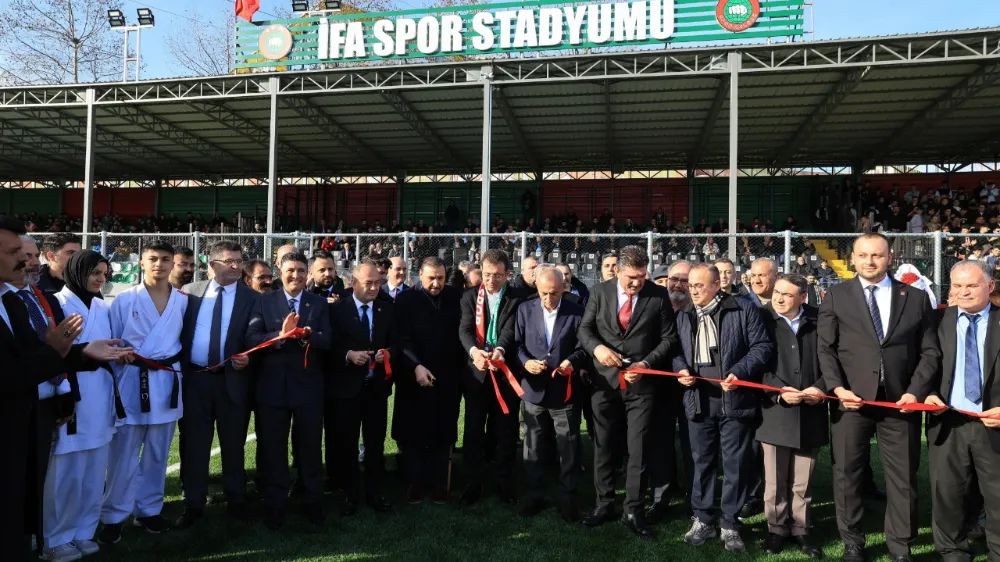 İBB’nin Yenilediği İfa Spor Kulübü Spor Tesisinin Açılışını Yaptı
