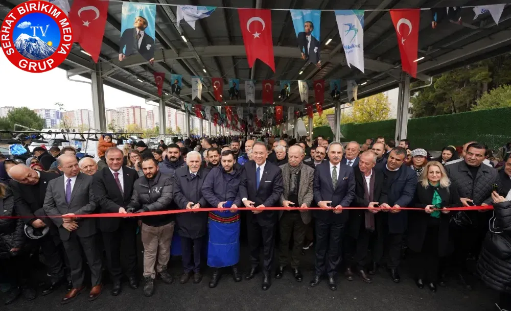 Beylikdüzü Barış Mahallesi Kapalı Pazaryeri Hizmete Açıldı 