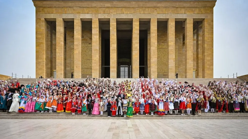 Dünya Çocukları Anıtkabir ve TRT