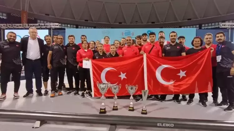 U15 kadın milli takımı Avrupa şampiyonu oldu. Türk milli sporcular, toplamda 61 madalya kazandı