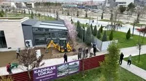 Esenyurtlu Anneler Anneler Günü’nde Eğlenceye Doydu