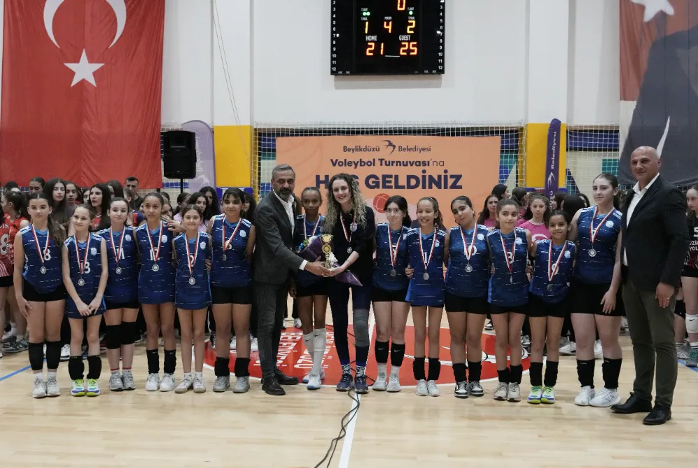 Beylikdüzü Belediyesi Voleybol Turnuvası Sona Erdi