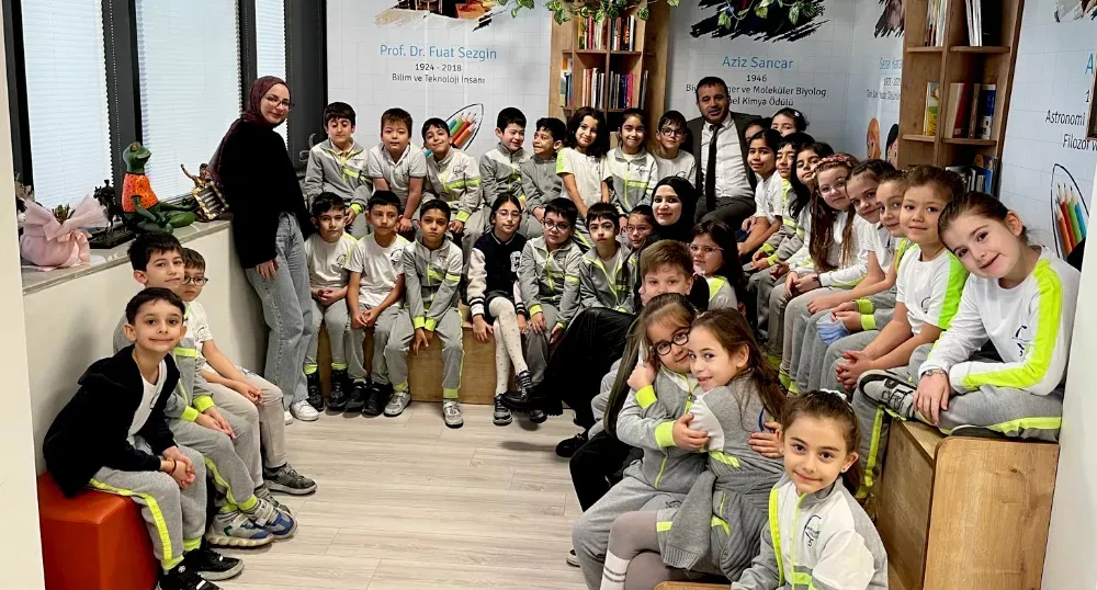 Kapıda Karanfil ile Başlayan Eğitim Hikâyesi